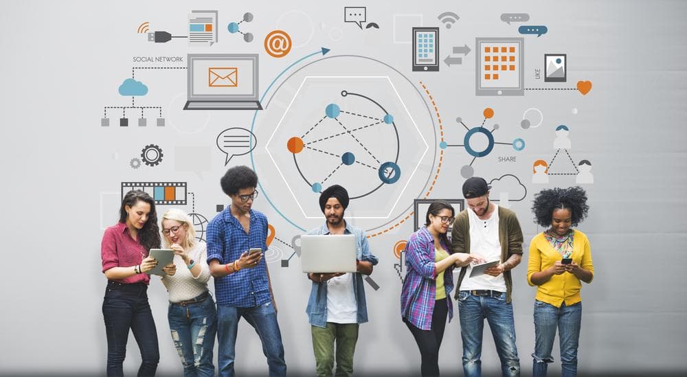 How Technology is Changing Our Social Lives